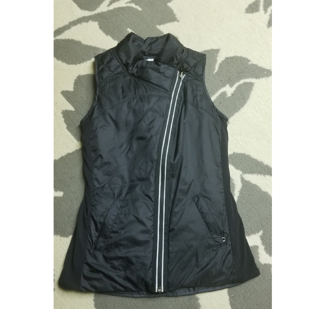 Lululemon What the Fluff Run Vest